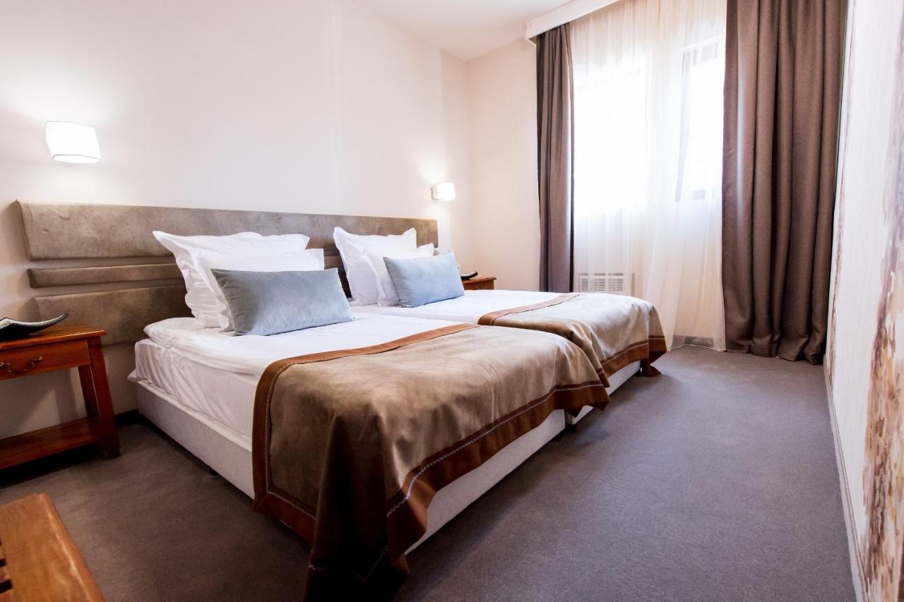 בנסקו Katarino Spa Hotel מראה חיצוני תמונה